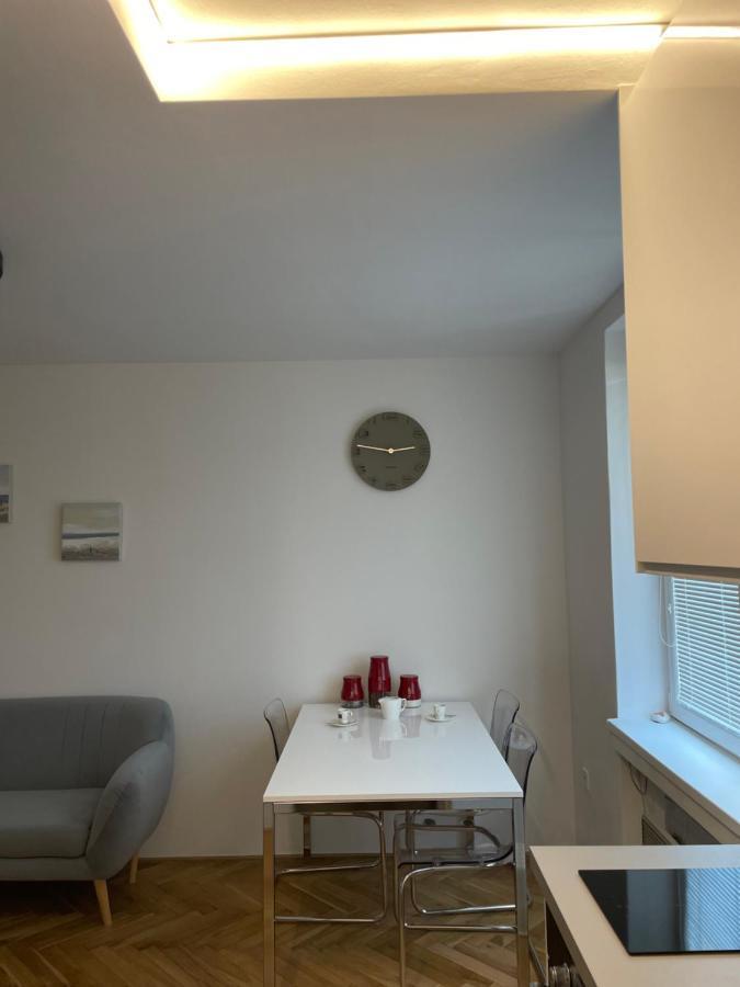 Apartman V Kratke Kamenicky Senov Exterior photo